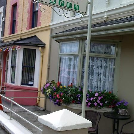 特拉利Greenview House住宿加早餐旅馆 外观 照片
